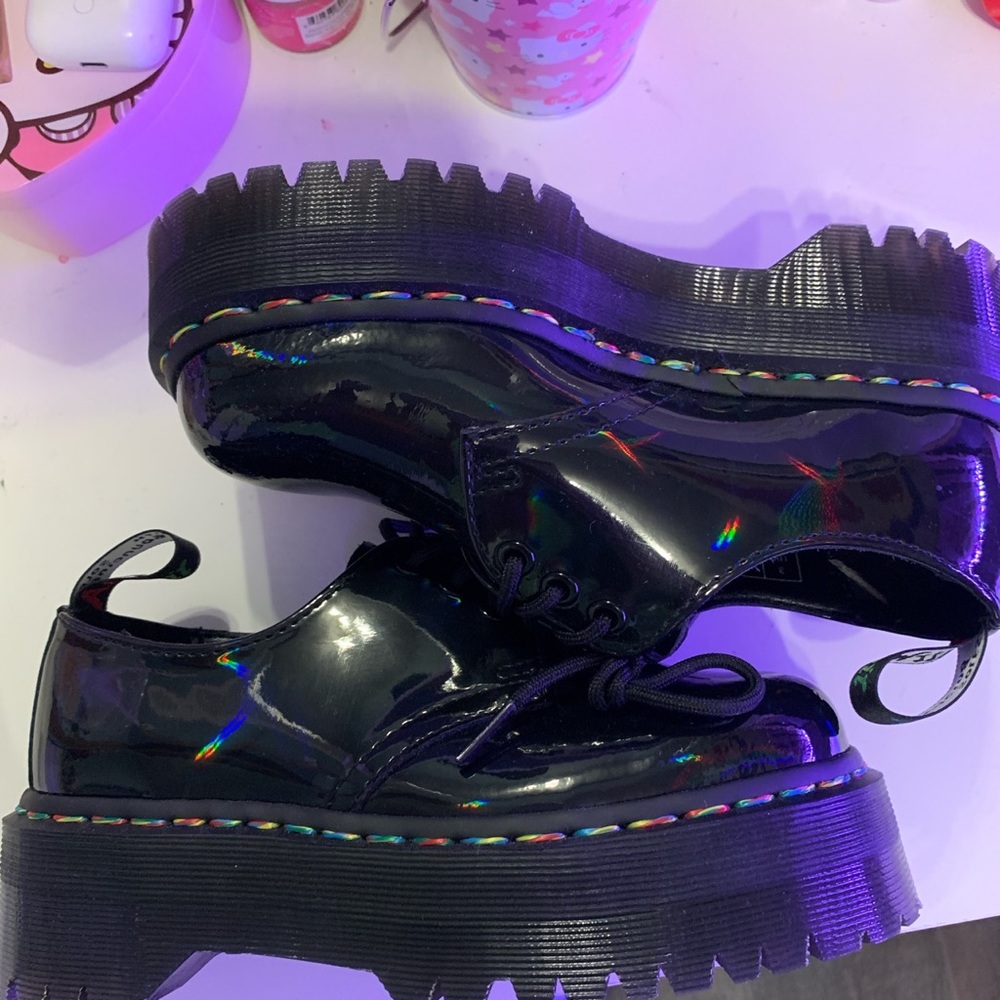 airwair doc marten shoes